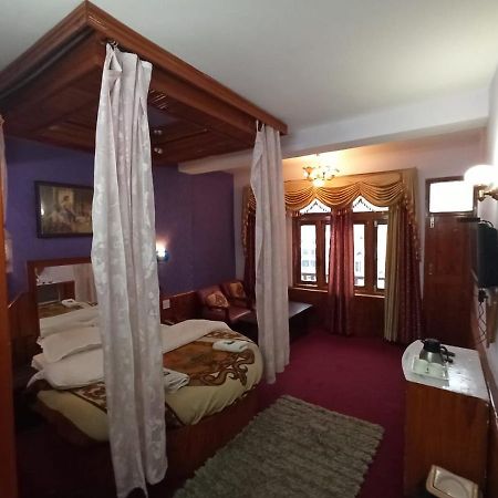 Hotel Him View Manāli Dış mekan fotoğraf