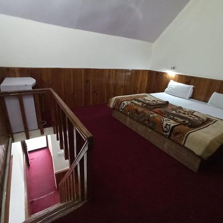 Hotel Him View Manāli Dış mekan fotoğraf