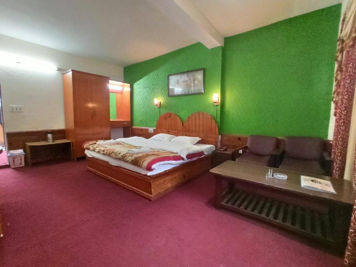 Hotel Him View Manāli Dış mekan fotoğraf