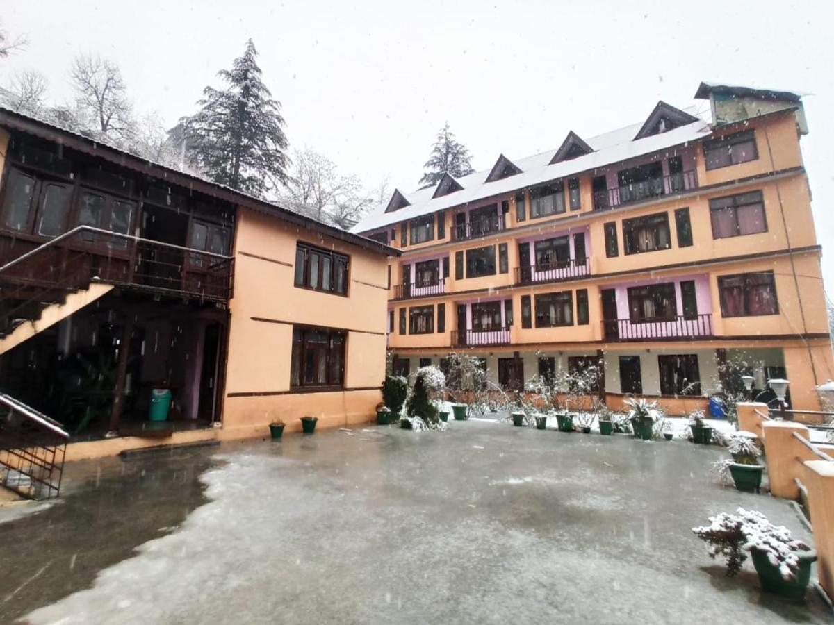 Hotel Him View Manāli Dış mekan fotoğraf